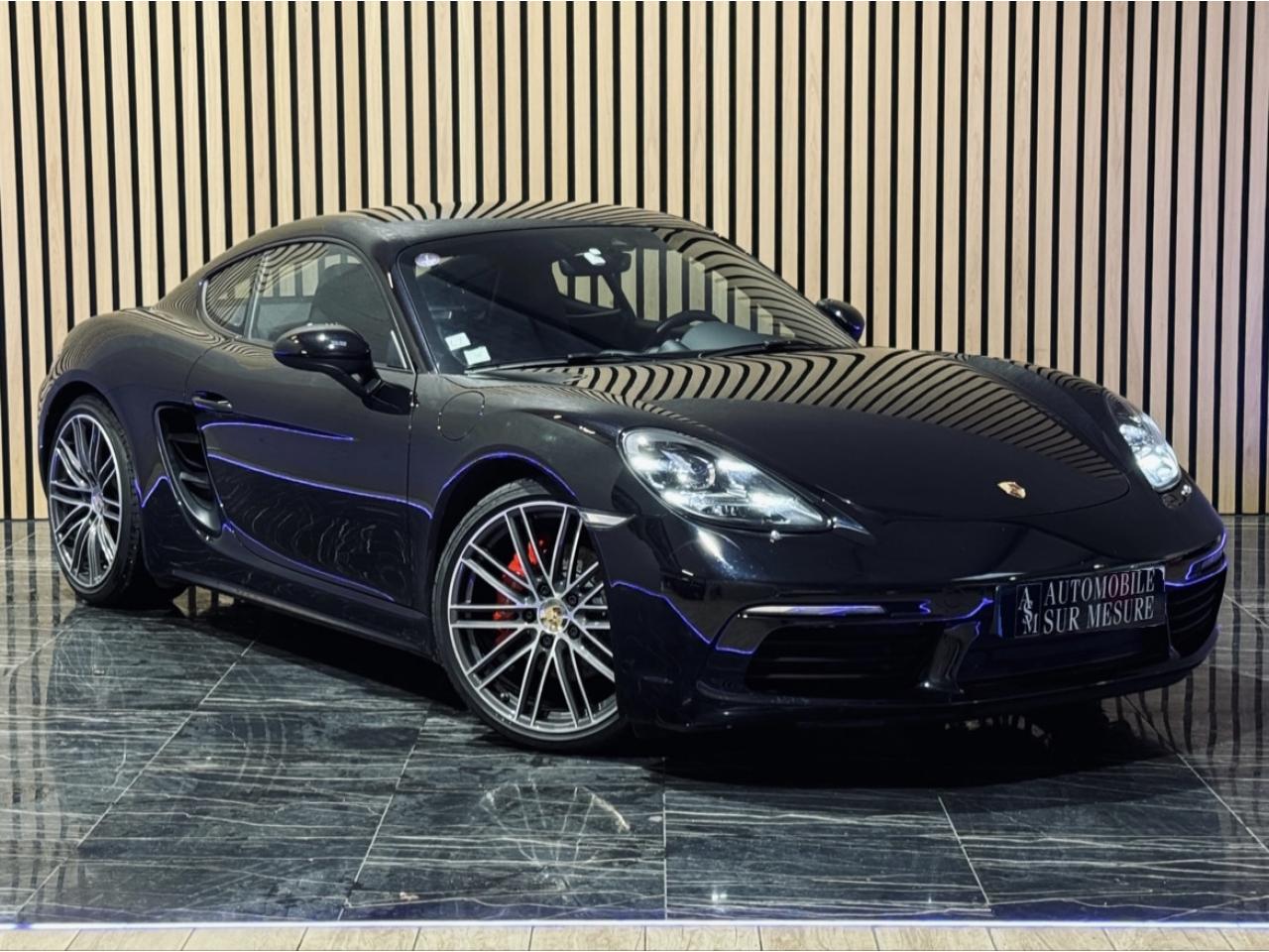 PORSCHE CAYMAN