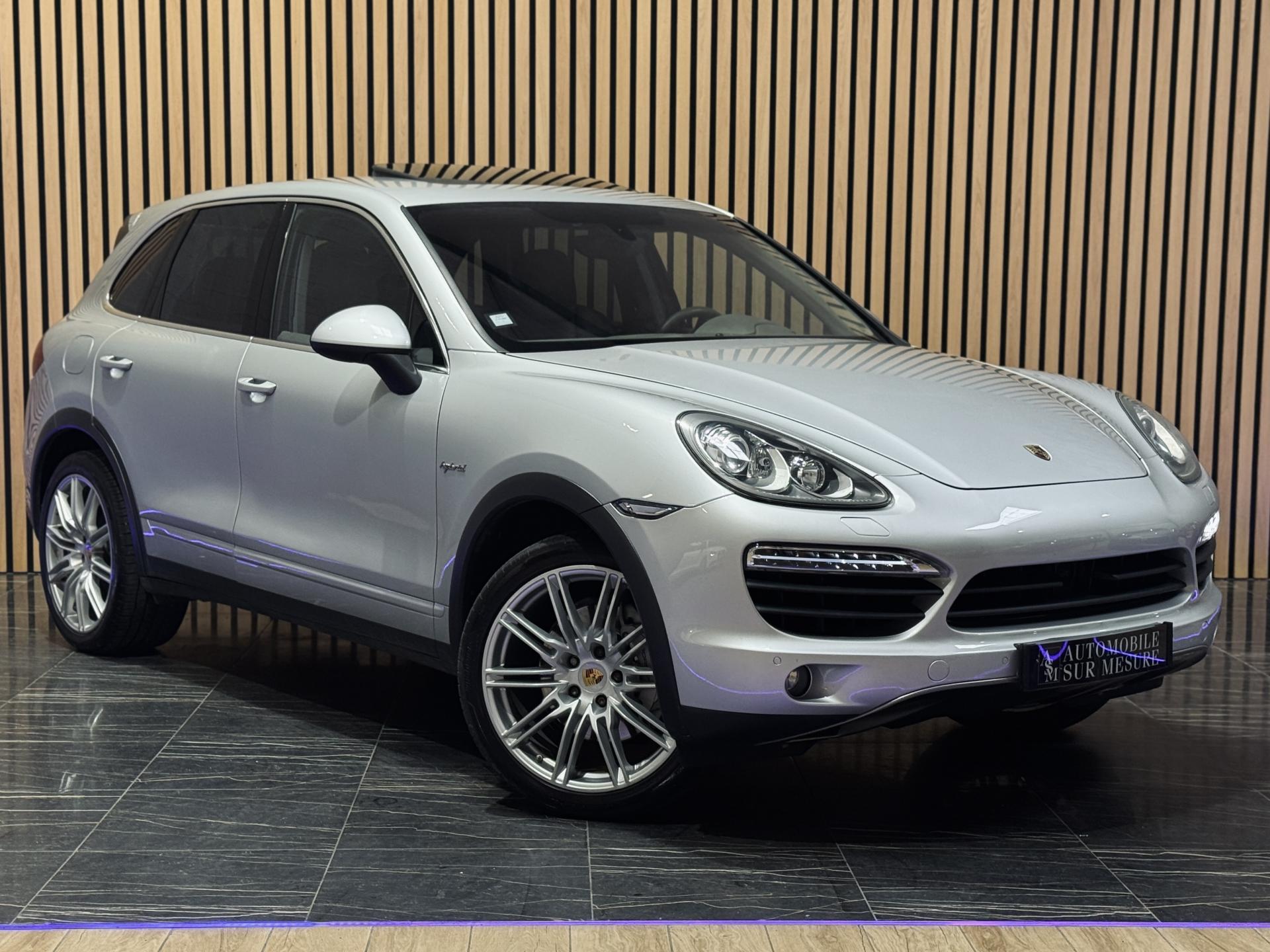 PORSCHE CAYENNE