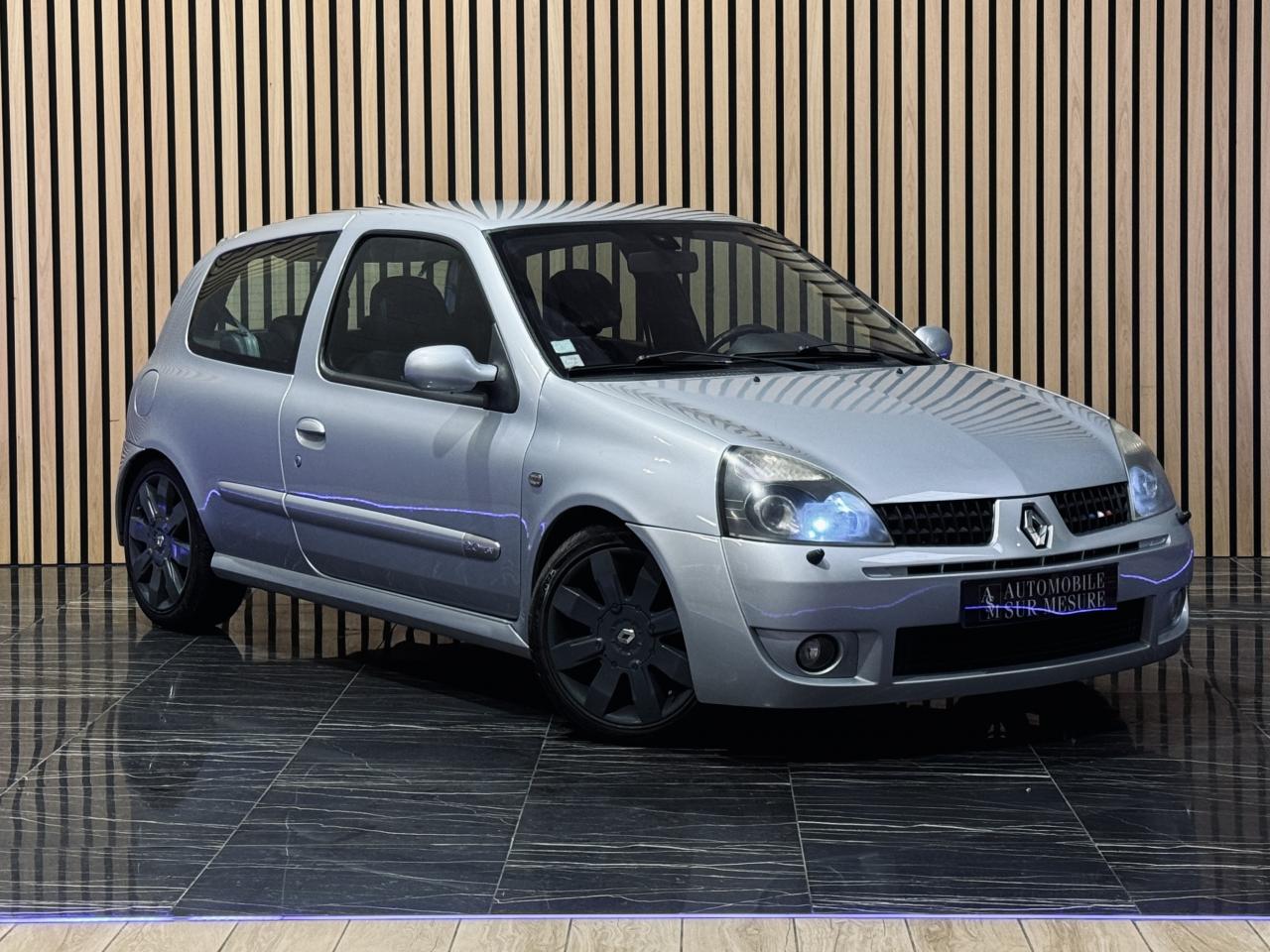 RENAULT CLIO