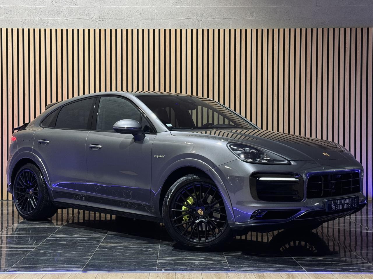 PORSCHE CAYENNE COUPE