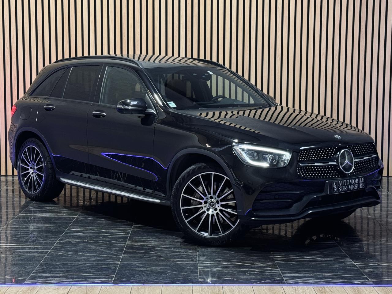 MERCEDES GLC