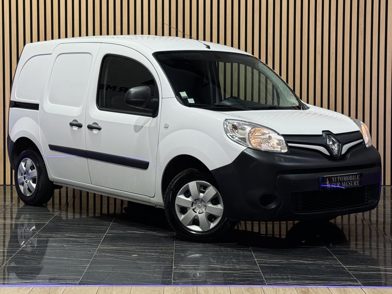 RENAULT KANGOO EXPRESS L1 1.5 Energy dCi 95 II EXPRESS FOURGON Extra R-Link ETAT NEUF AUCUN FRAIS A PREVOIR