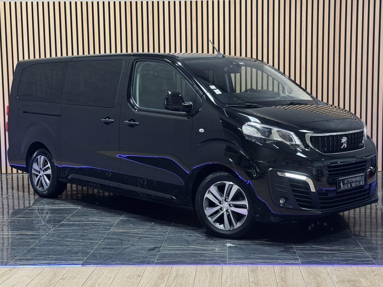 PEUGEOT TRAVELLER