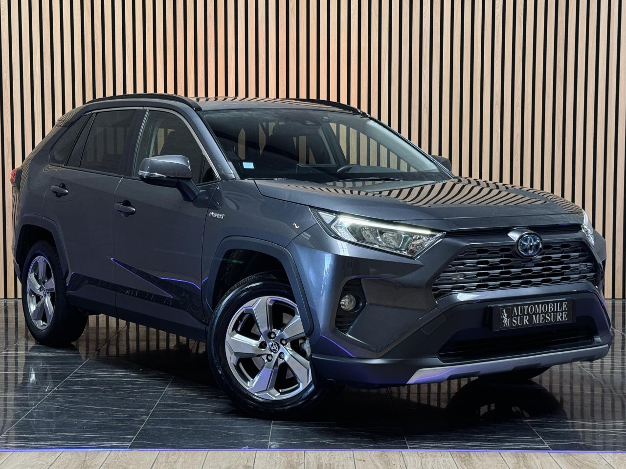 TOYOTA RAV 4