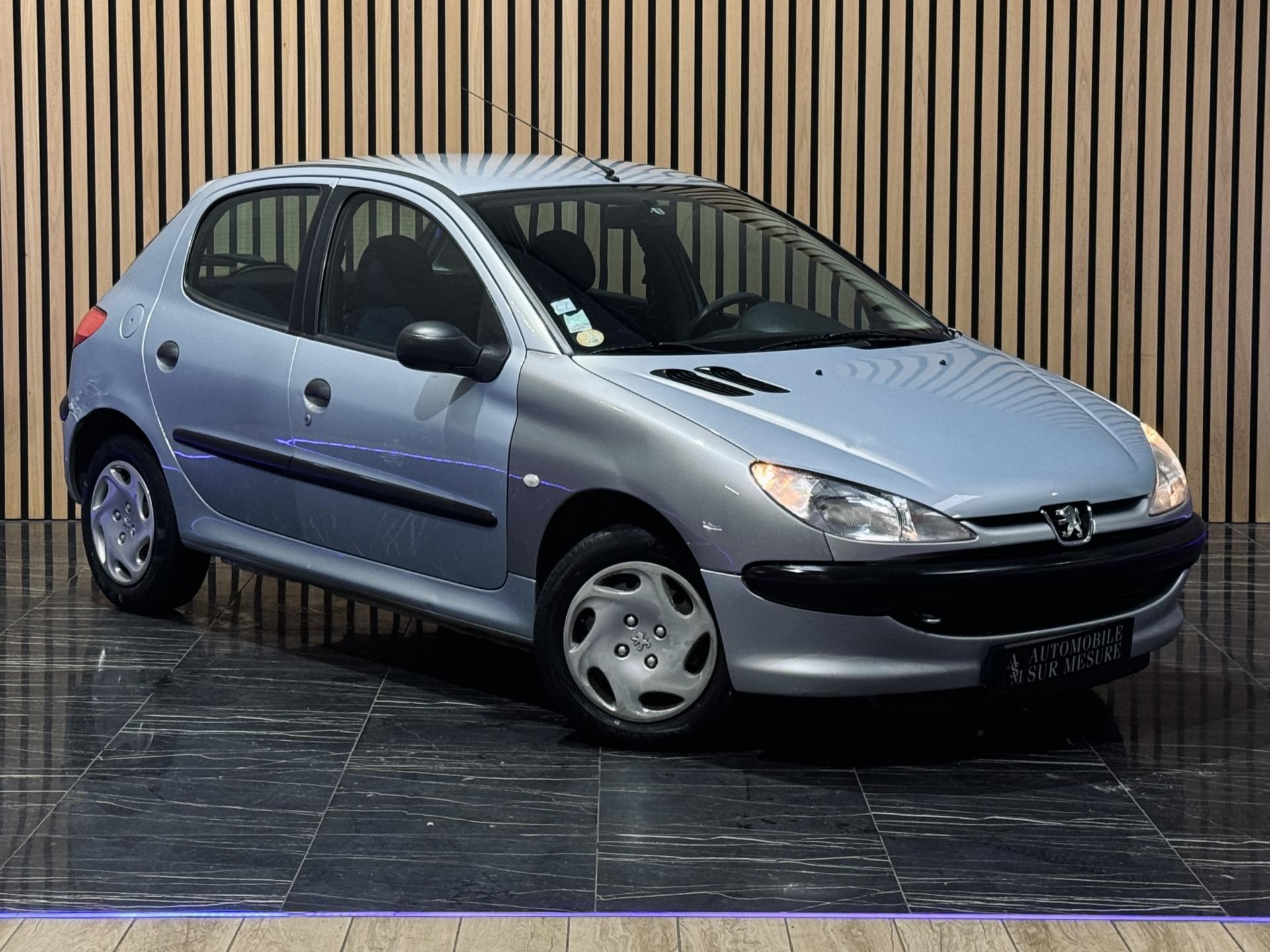 PEUGEOT 206