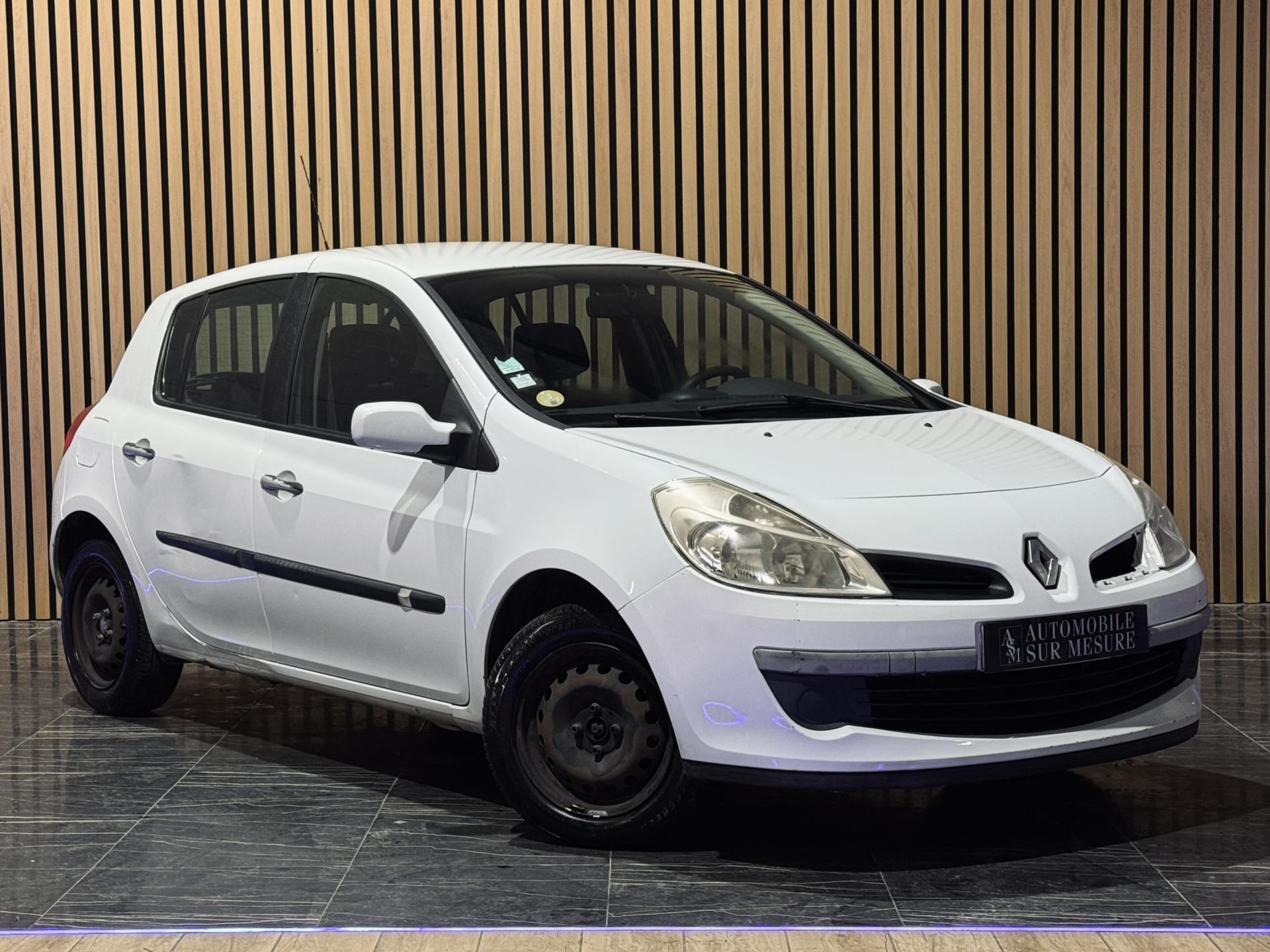 RENAULT CLIO