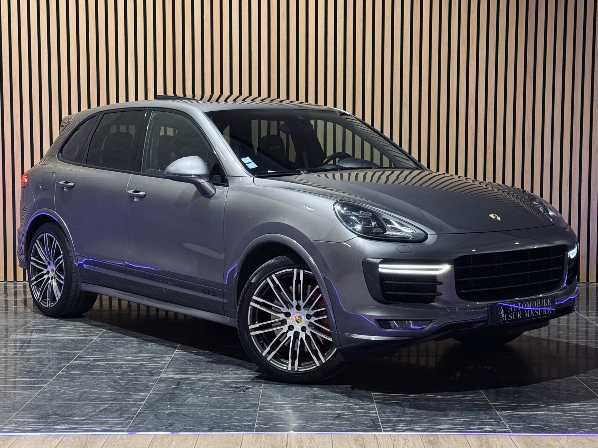 PORSCHE CAYENNE