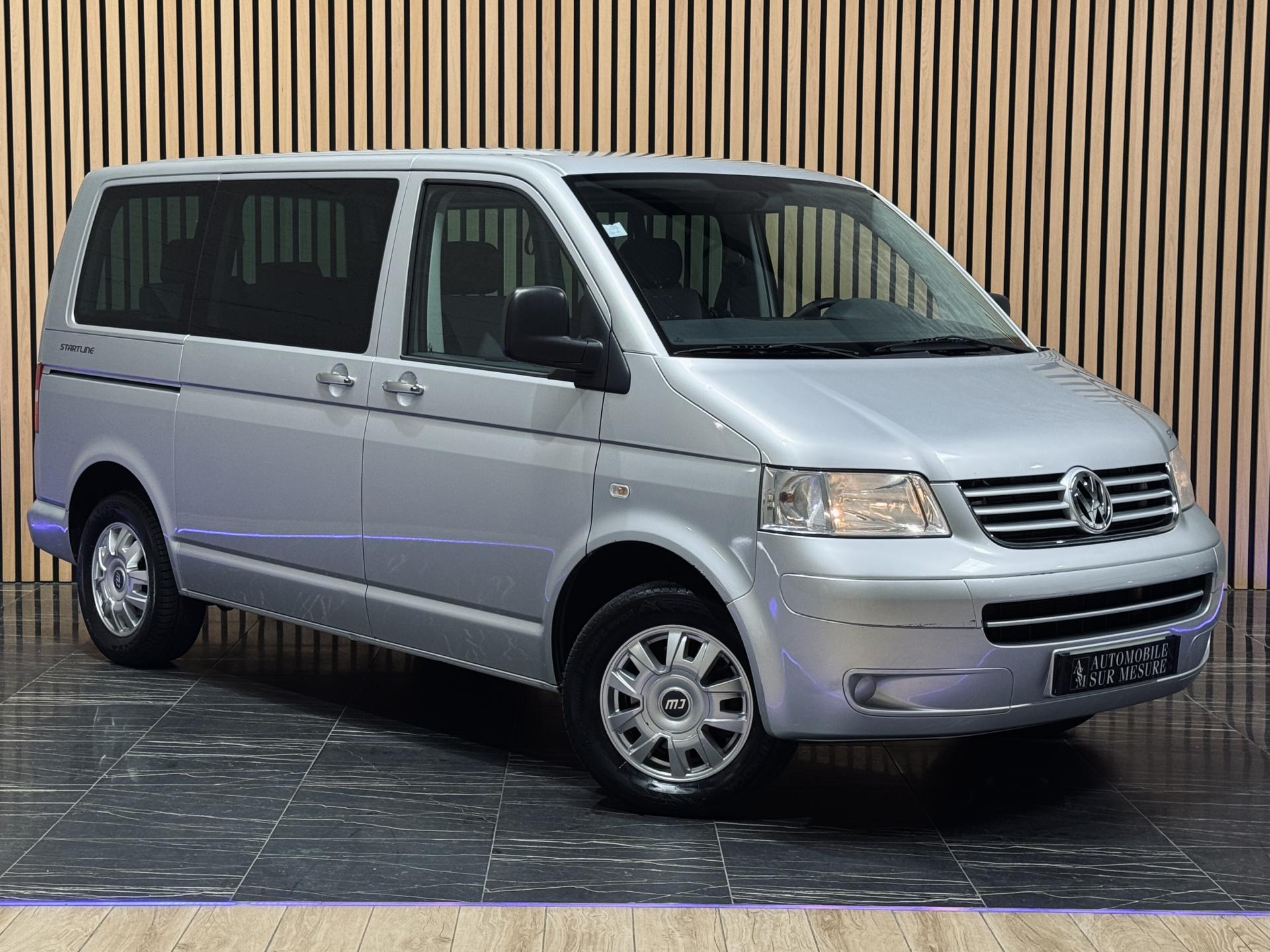 VOLKSWAGEN MULTIVAN