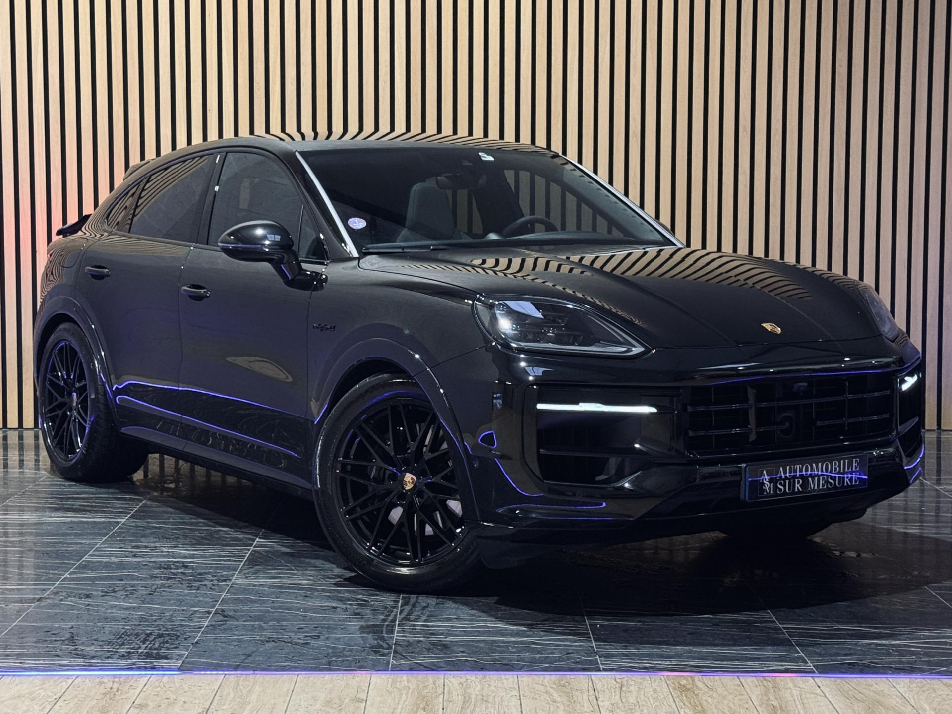 PORSCHE CAYENNE COUPE
