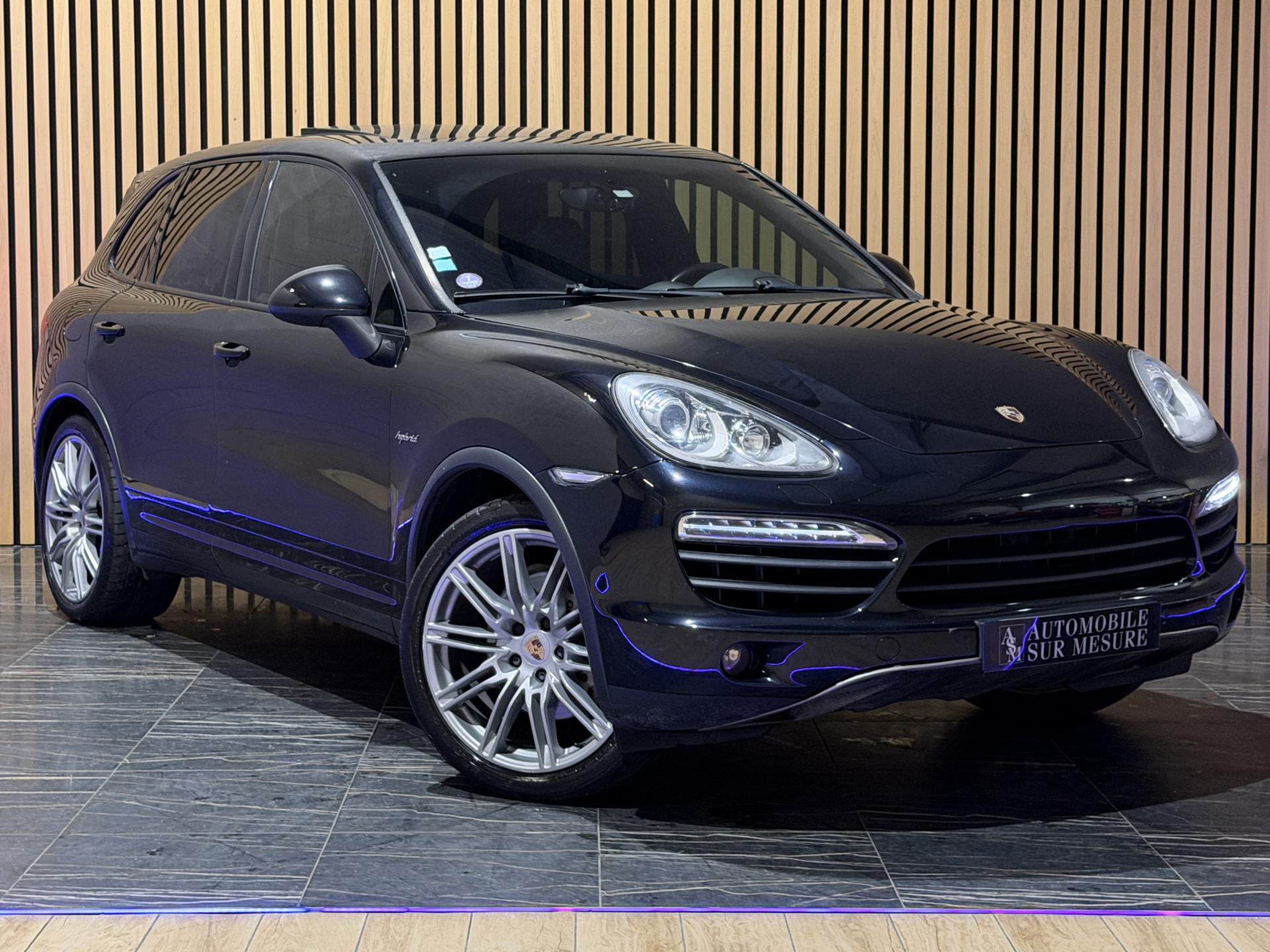 PORSCHE CAYENNE