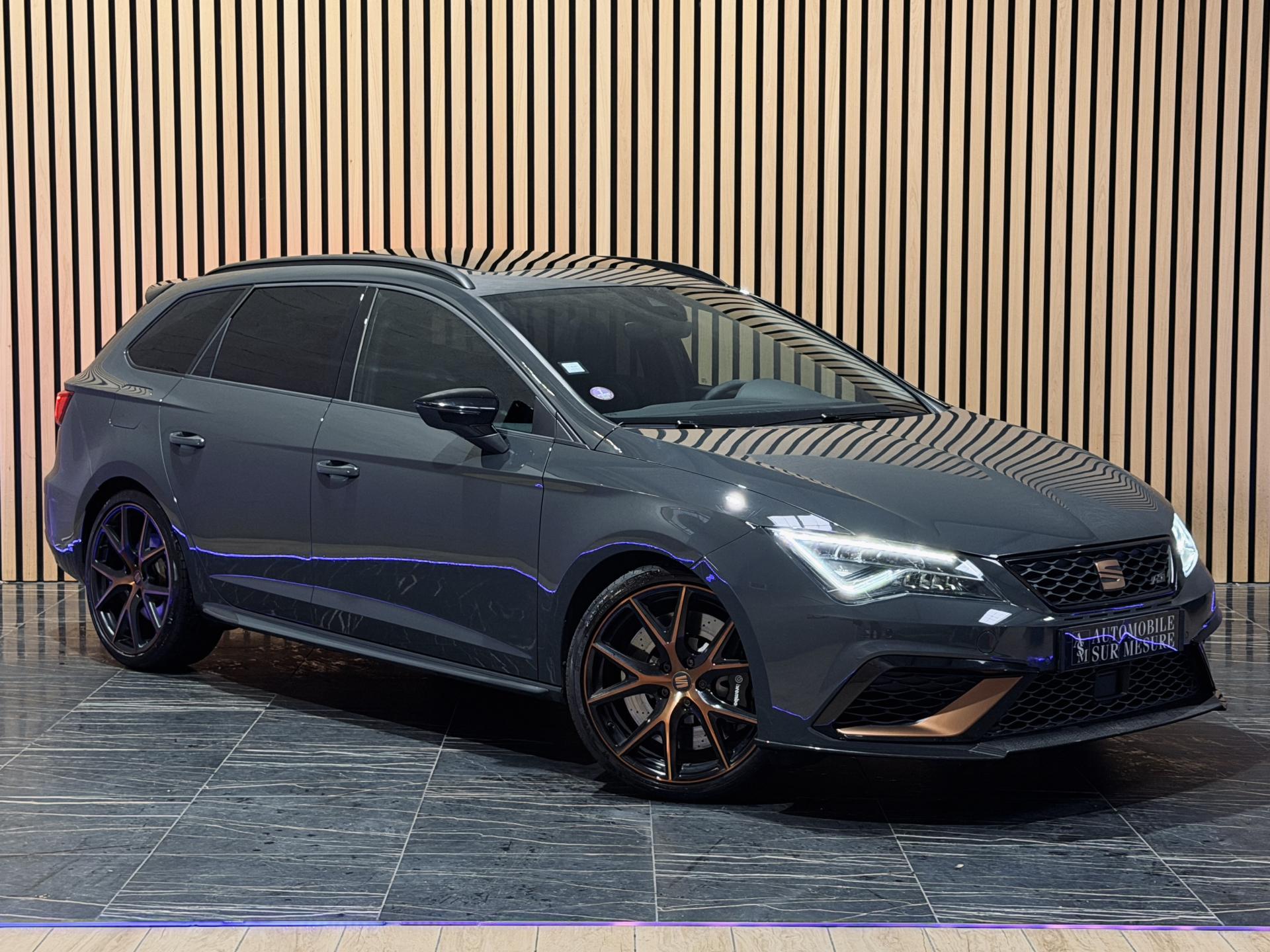 SEAT LEON ST CUPRA R  2.0 TSI 300 DSG 7 4Drive SUIVI COMPLET ETAT NEUF IMMAT FRANCE PACK CARBONE TOIT OUVRANT