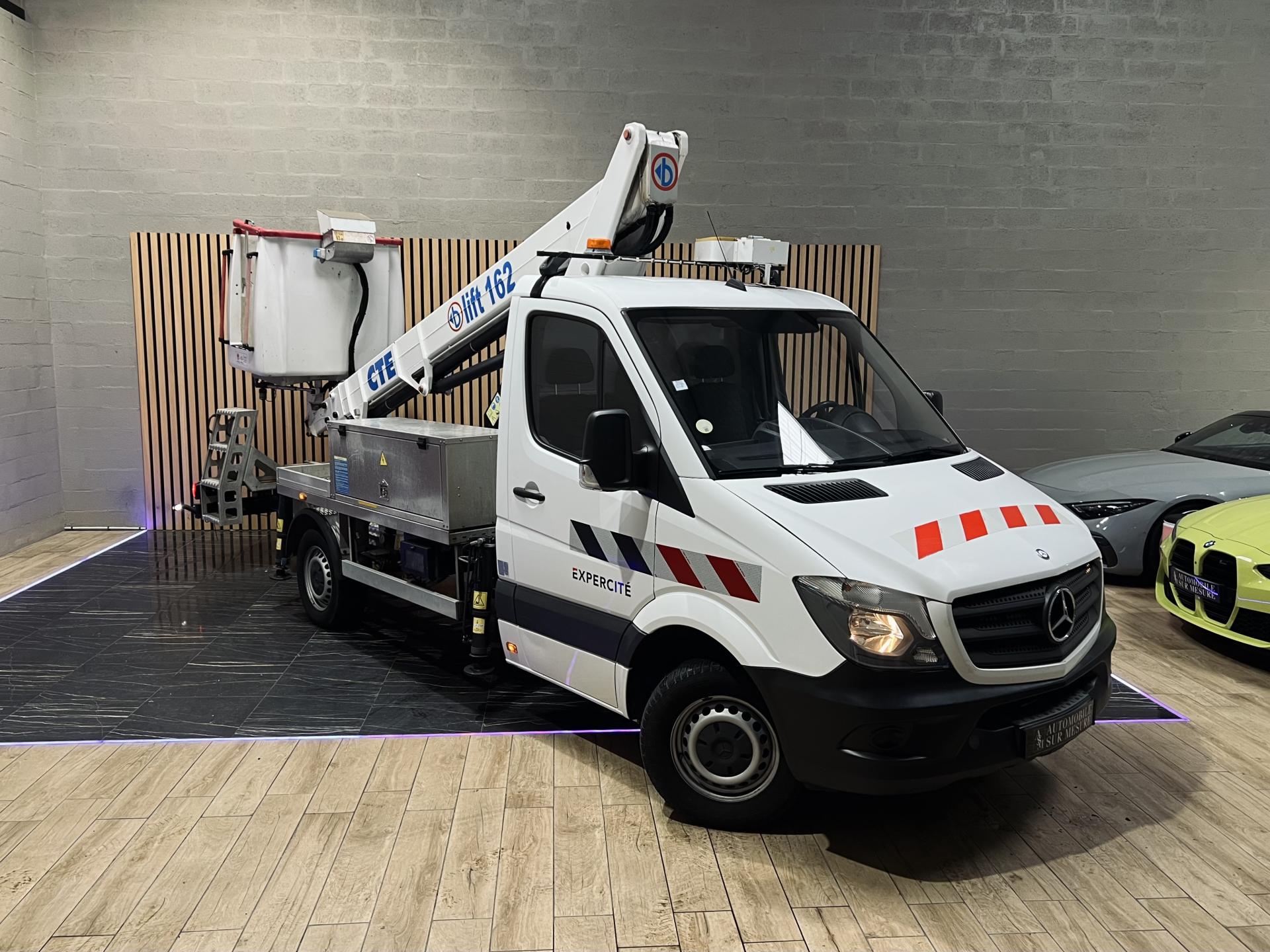 MERCEDES SPRINTER NACELLE 313 CDI 129 BVM6 ETAT NEUF CLIMATISATION RIEN À PRÉVOIR 16.5M CISEAUX