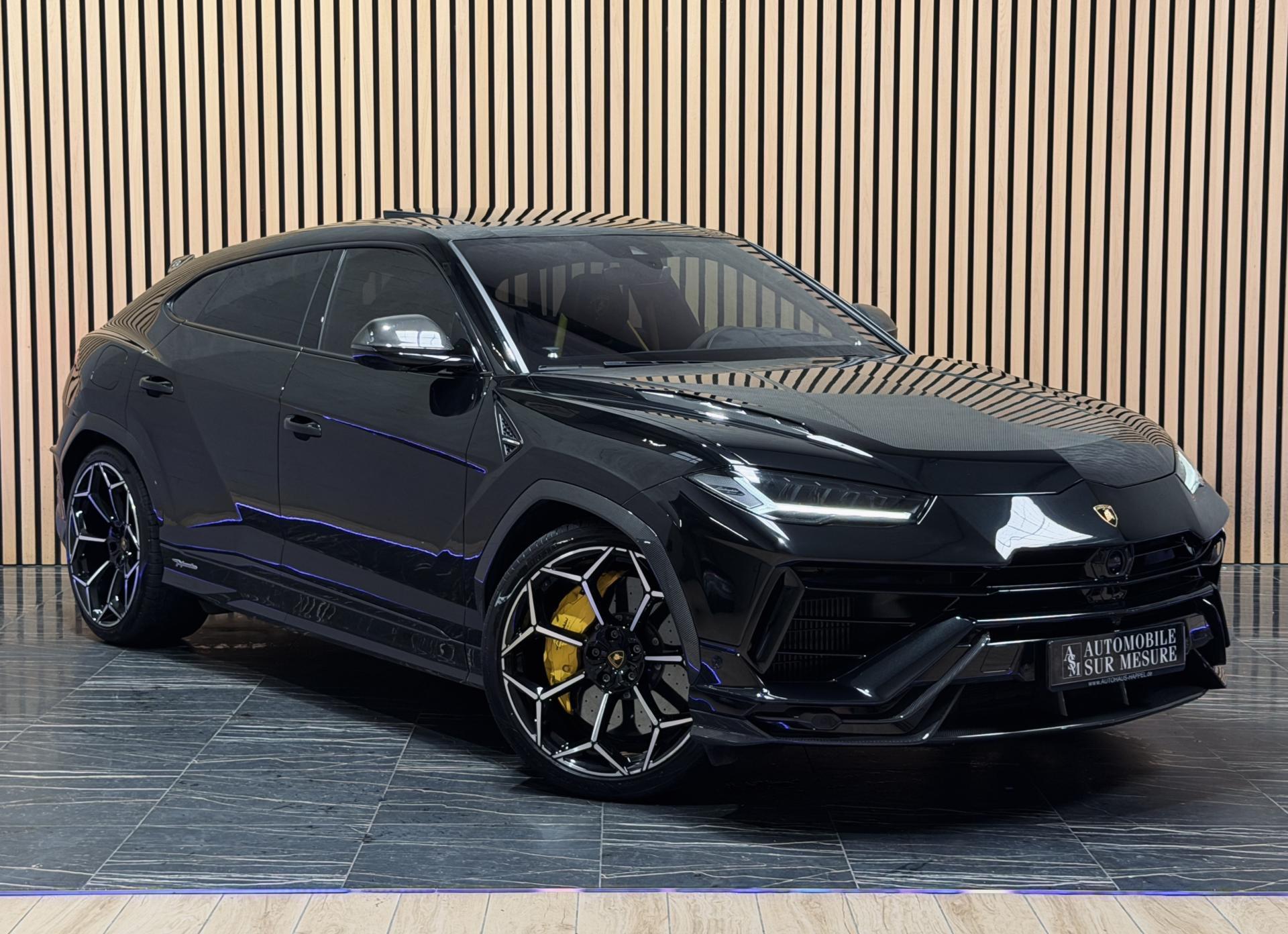 LAMBORGHINI URUS PERFORMANTE