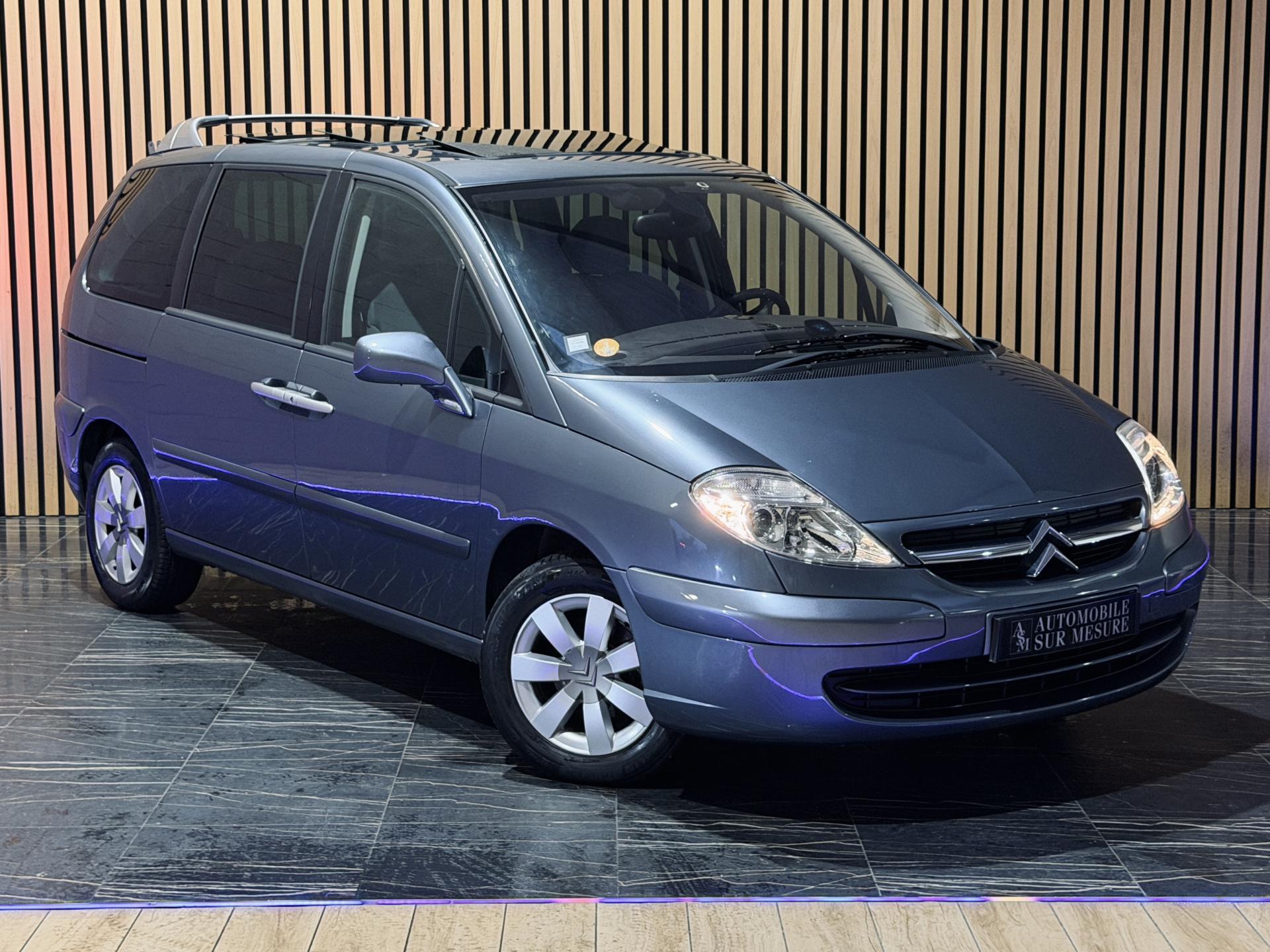 CITROËN C8