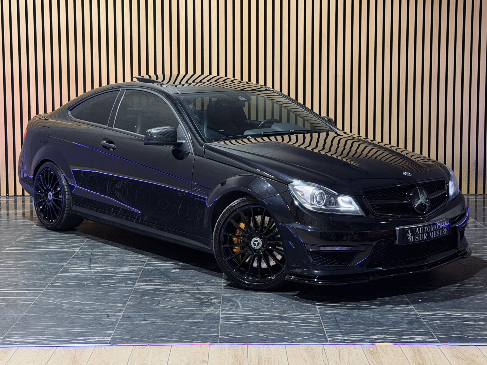 MERCEDES Classe C COUPE III 63 AMG 6.3 457 Speedshift MCT W204 SUIVI MERCEDES SUPERBE CONFIG PARFAIT ETAT IMMAT FRANCE