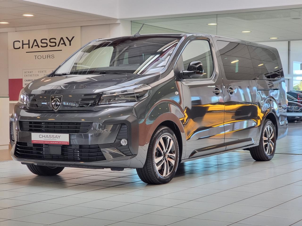 PEUGEOT TRAVELLER