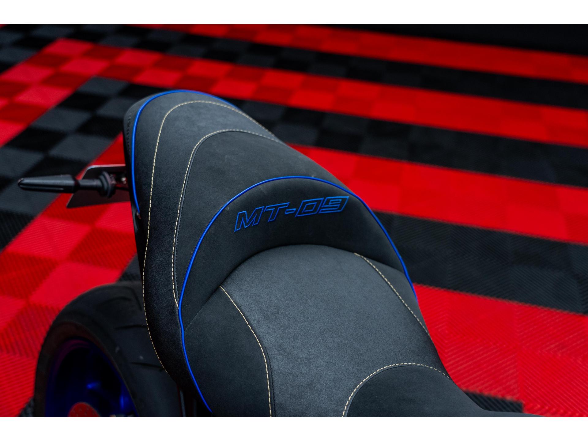 Thumbnail 9