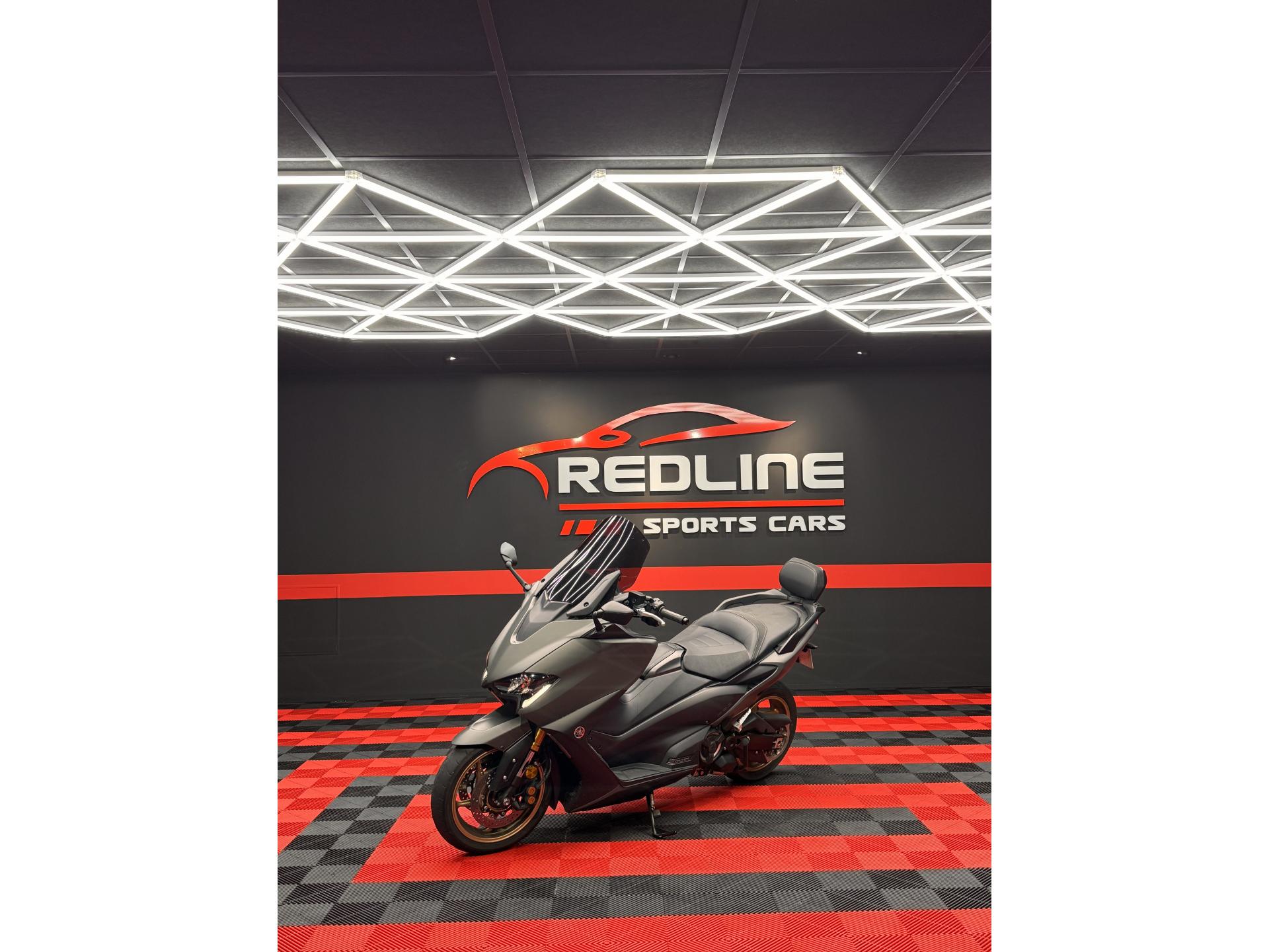 YAMAHA T MAX