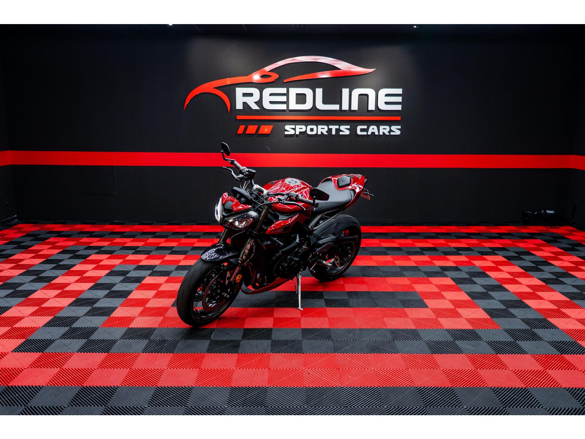 TRIUMPH STREET TRIPLE RS 765