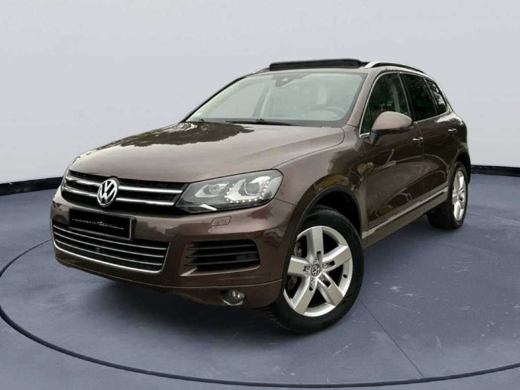 VOLKSWAGEN TOUAREG