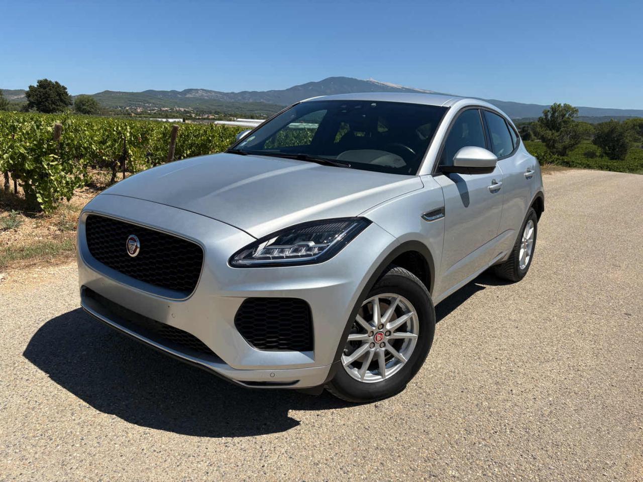 JAGUAR E-PACE JAGUAR D150 AWD / CARPLAY / SUIVI JAGUAR