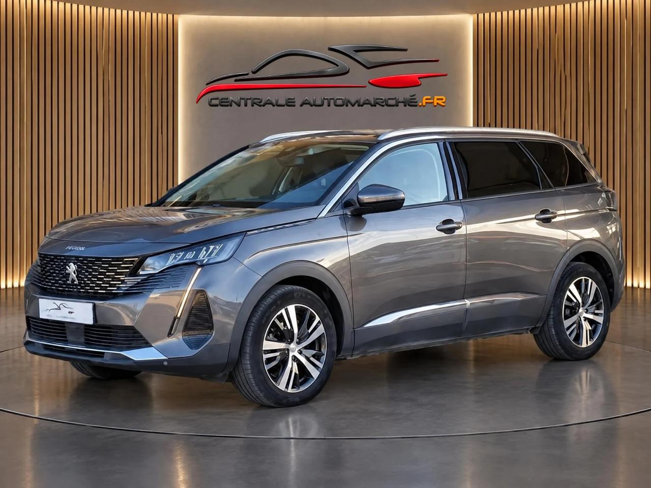 PEUGEOT 5008