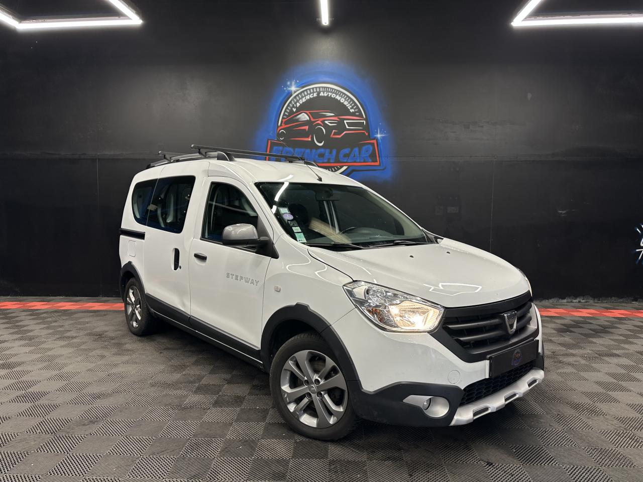 DACIA DOKKER STEPWAY Combi 1.2 TCe 115 CH / ECRAN GPS / CLIMATISATION