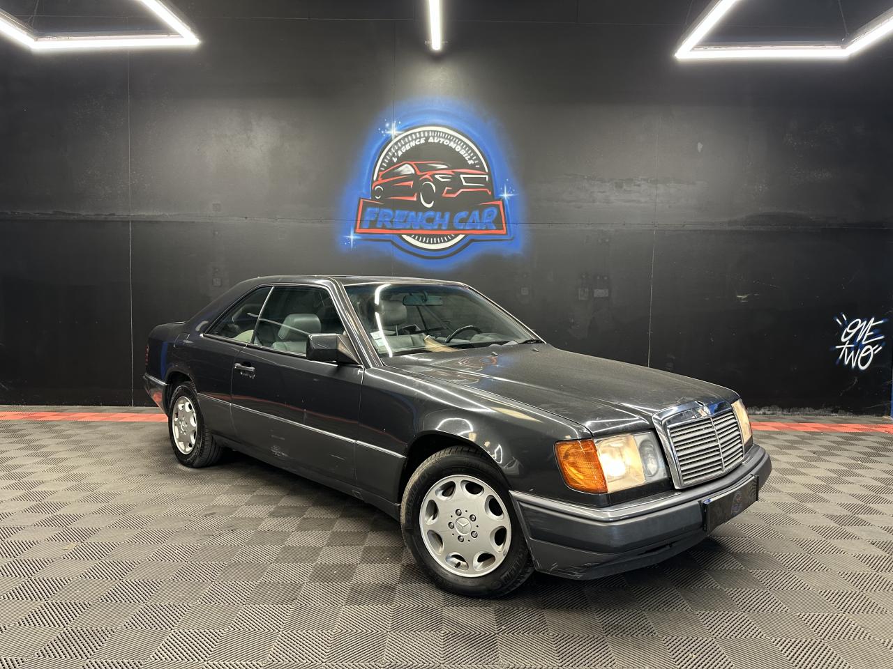 MERCEDES Classe C COUPE 320 CE 3.2 i 220 CH / BOITE AUTOMATIQUE / TOIT OUVRANT