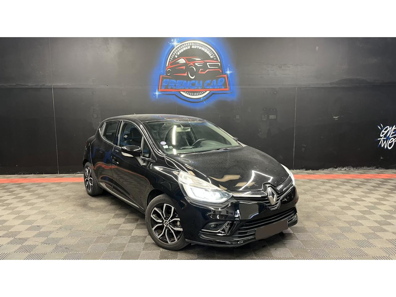RENAULT CLIO