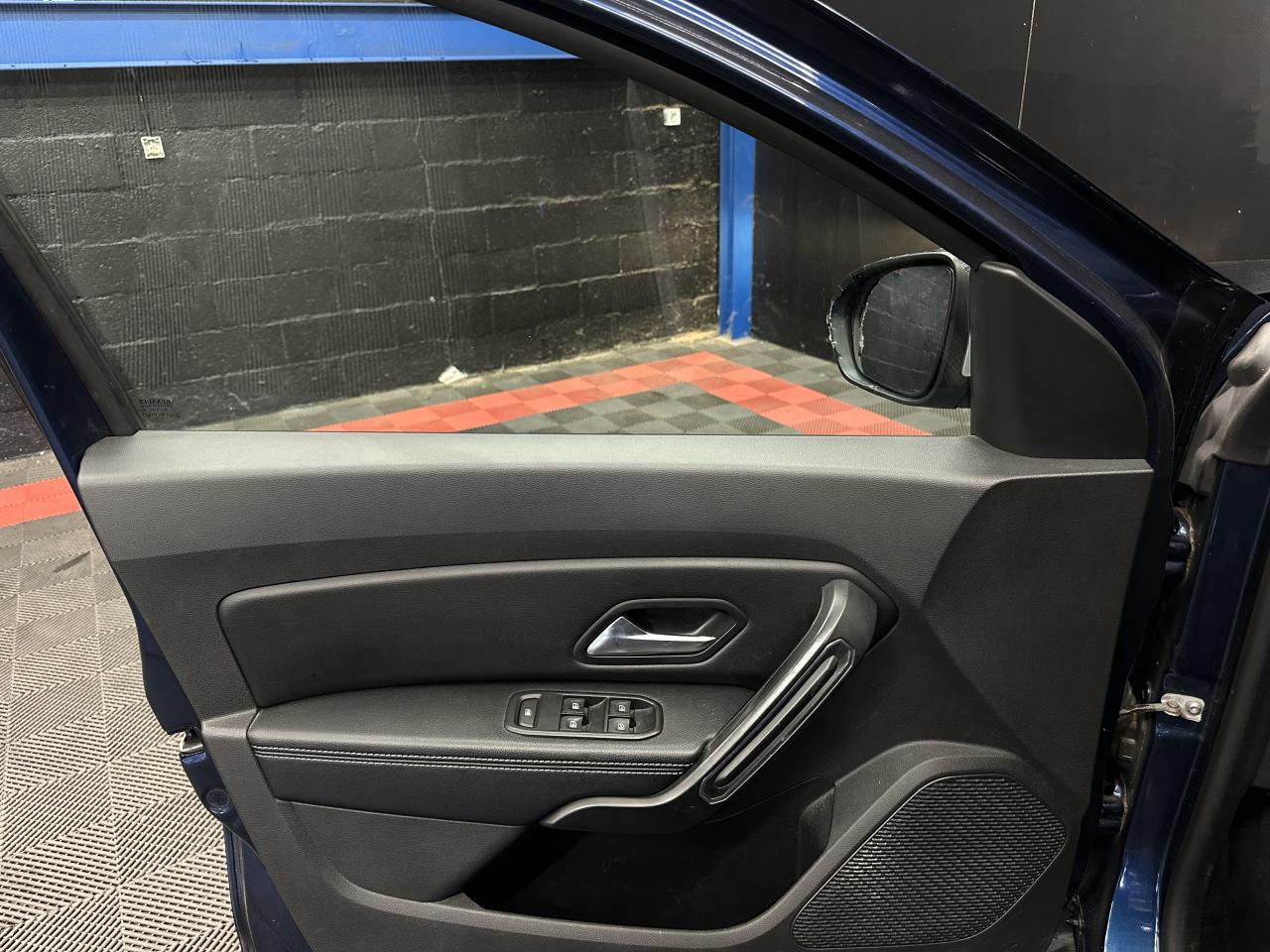 Thumbnail 30