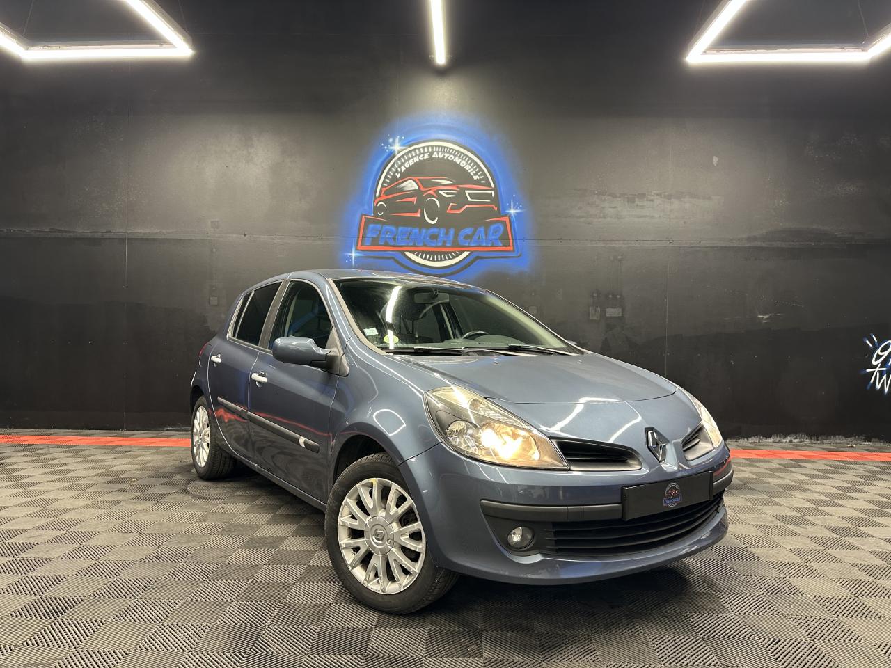 RENAULT CLIO