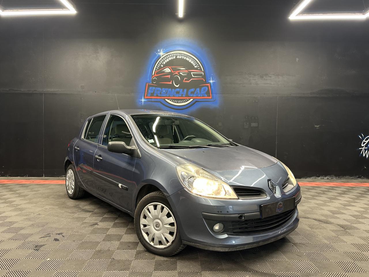 RENAULT CLIO