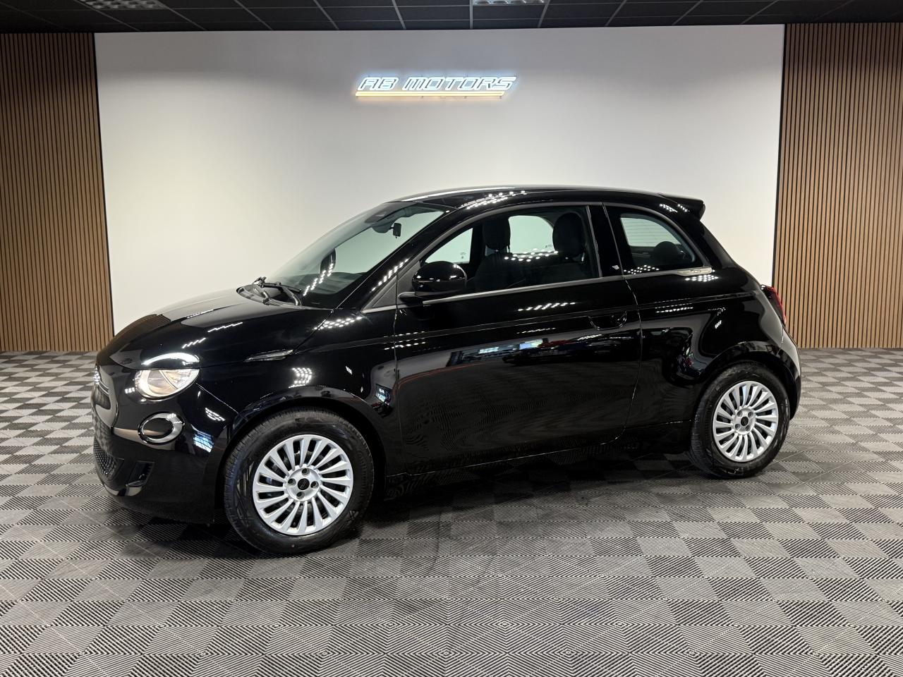 FIAT 500e 95ch + CarPlay