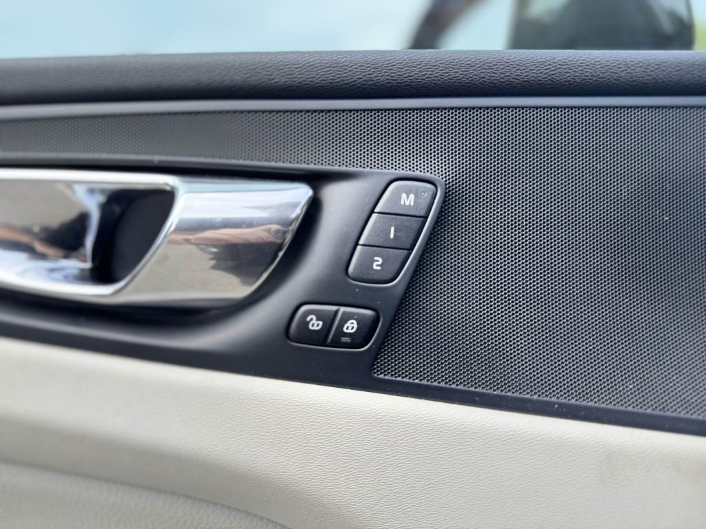Thumbnail 32