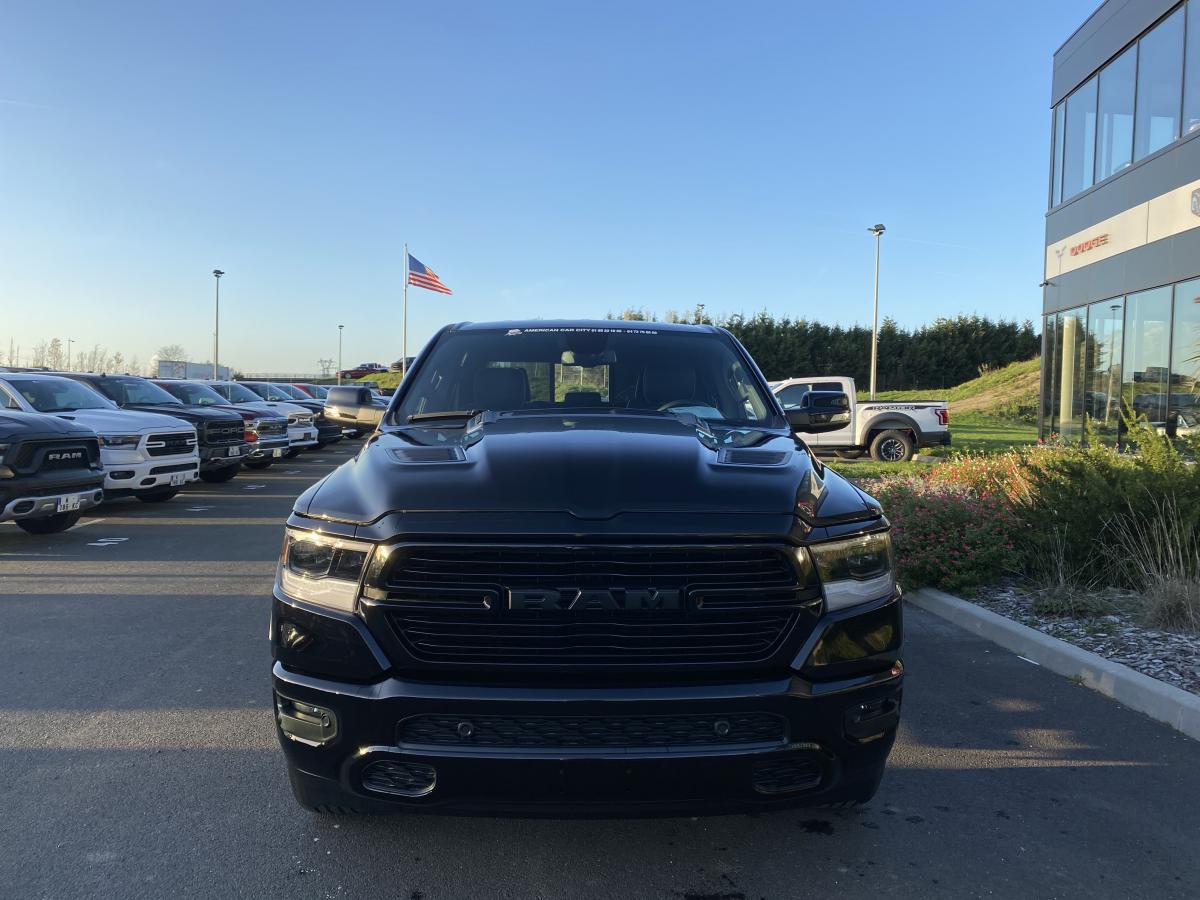 DODGE RAM 1500 CREW LARAMIE SPORT NIGHT EDITION BOX 2020