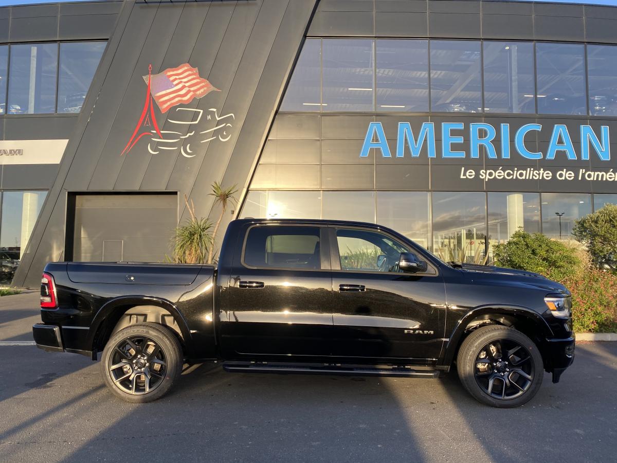 DODGE RAM 1500 CREW LARAMIE SPORT NIGHT EDITION BOX 2020