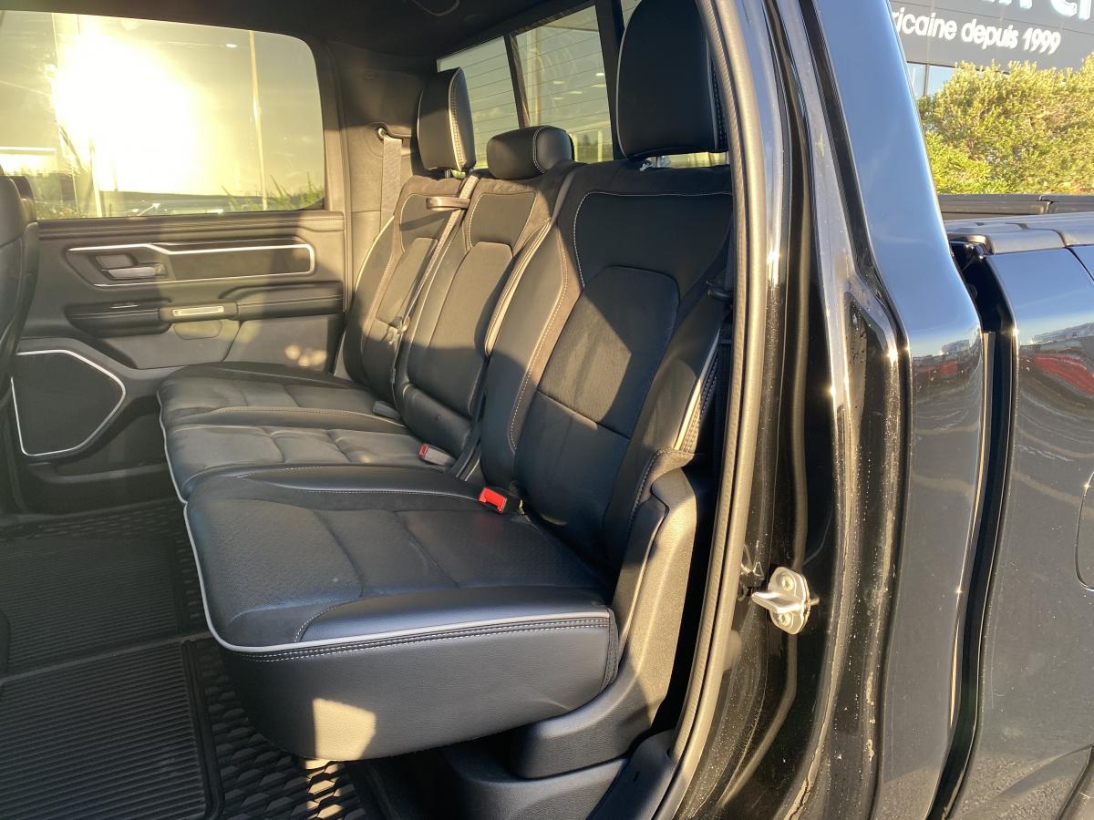 DODGE RAM 1500 CREW LARAMIE SPORT NIGHT EDITION BOX 2020