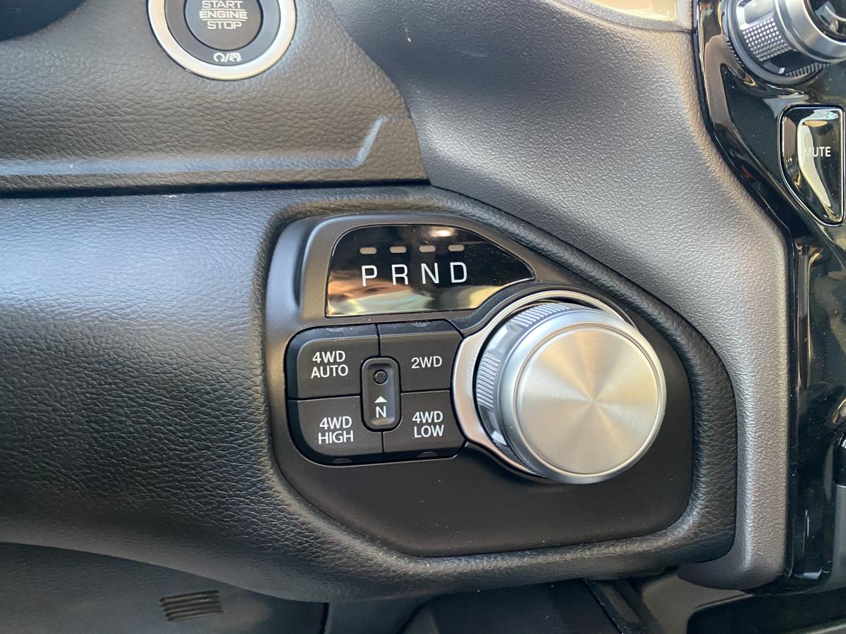 DODGE RAM 1500 CREW LARAMIE SPORT NIGHT EDITION BOX 2020