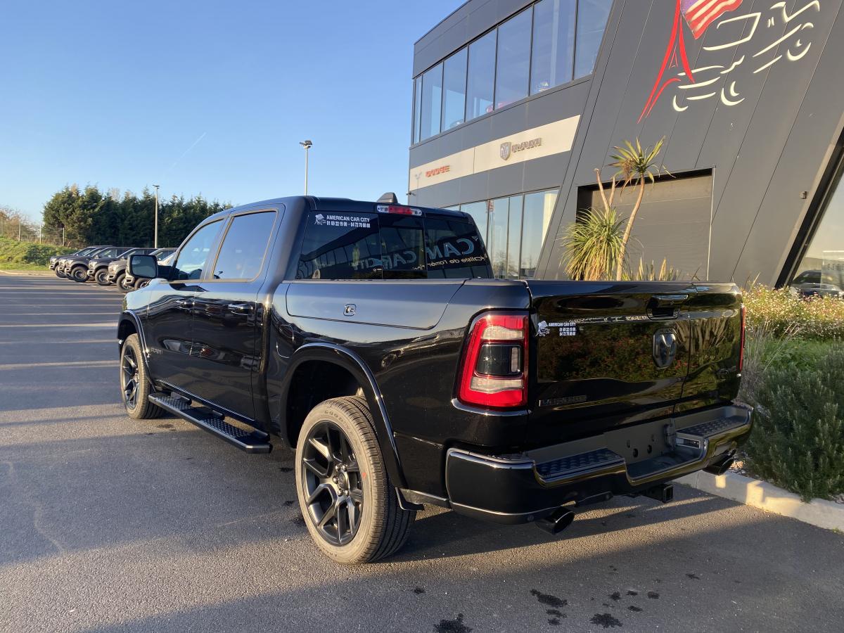 DODGE RAM 1500 CREW LARAMIE SPORT NIGHT EDITION BOX 2020