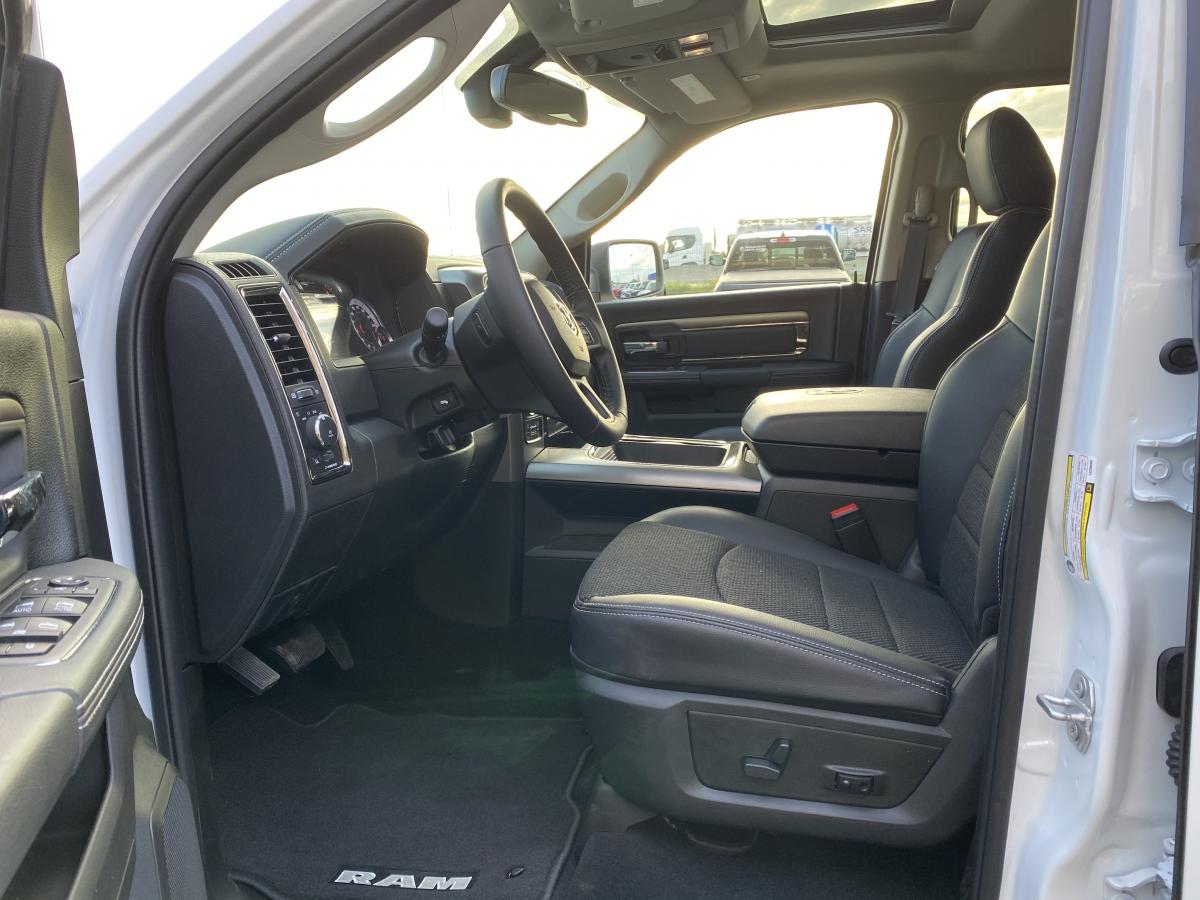 DODGE RAM CREW SPORT CLASSIC BLACK PACKAGE 2020