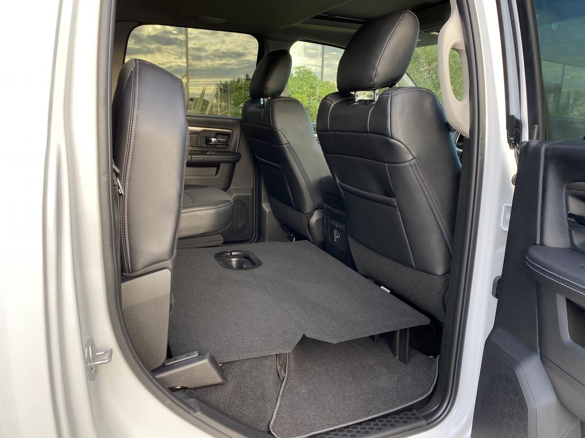 DODGE RAM CREW SPORT CLASSIC BLACK PACKAGE 2020