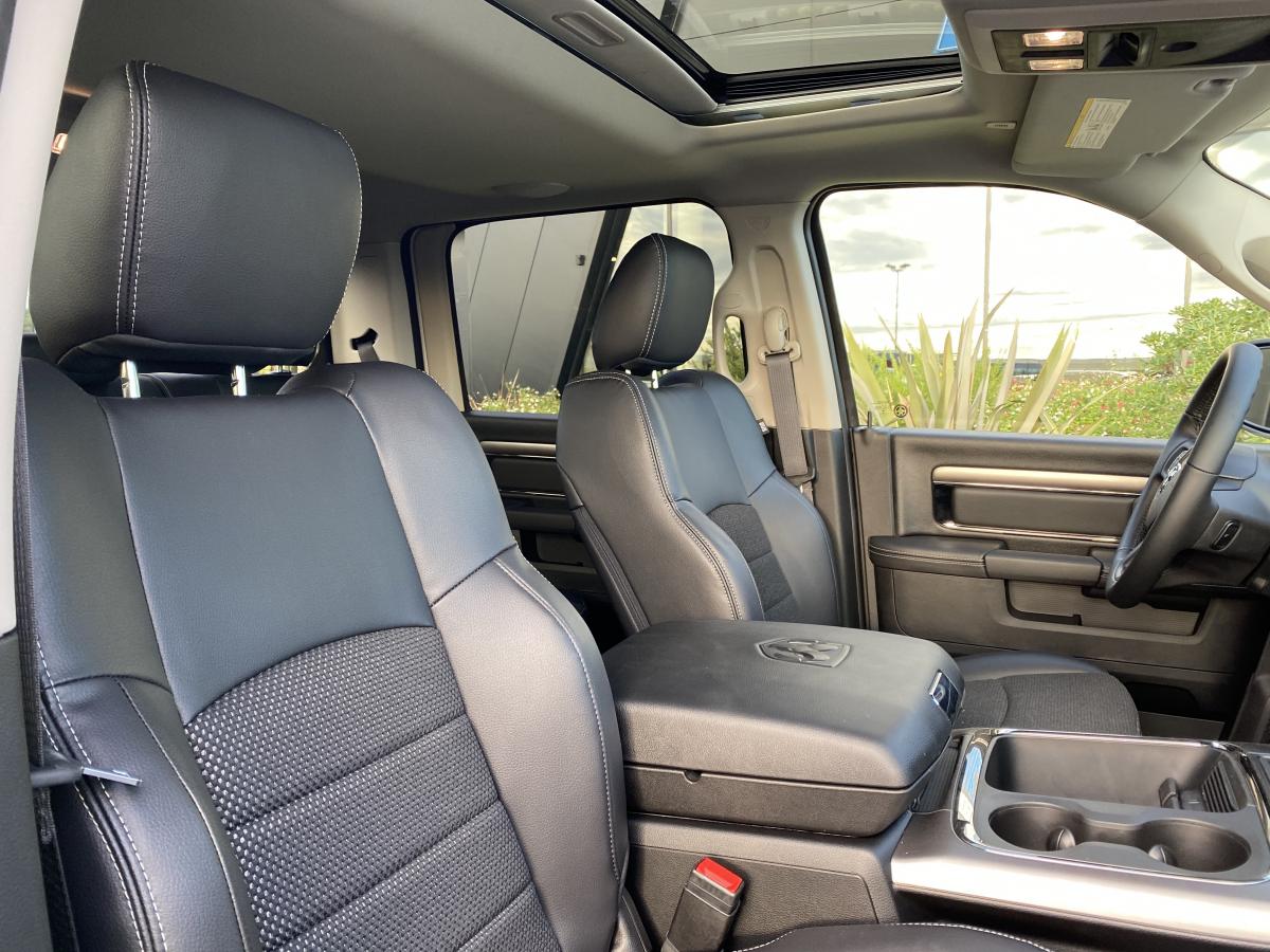 DODGE RAM CREW SPORT CLASSIC BLACK PACKAGE 2020