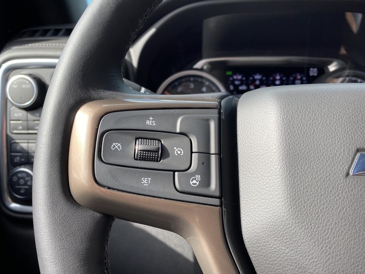 CHEVROLET SILVERADO Crewcab high country V8 6.2l 4WD