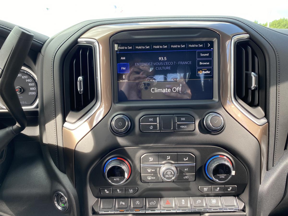 CHEVROLET SILVERADO Crewcab high country V8 6.2l 4WD