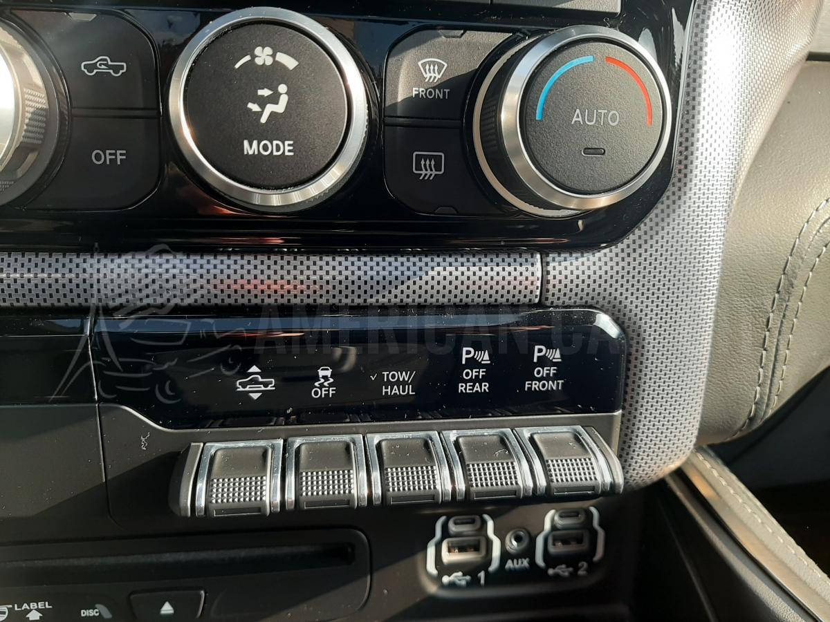 DODGE RAM CREW CAB LIMITED 2019