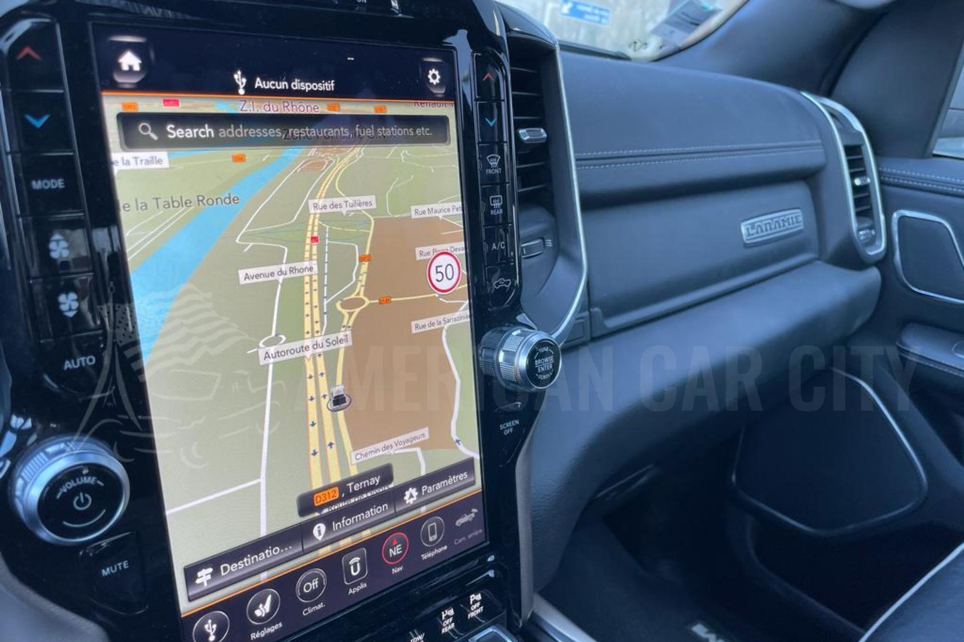 DODGE RAM CREW LARAMIE SPORT AIR/BOX 5.7L V8 - E85