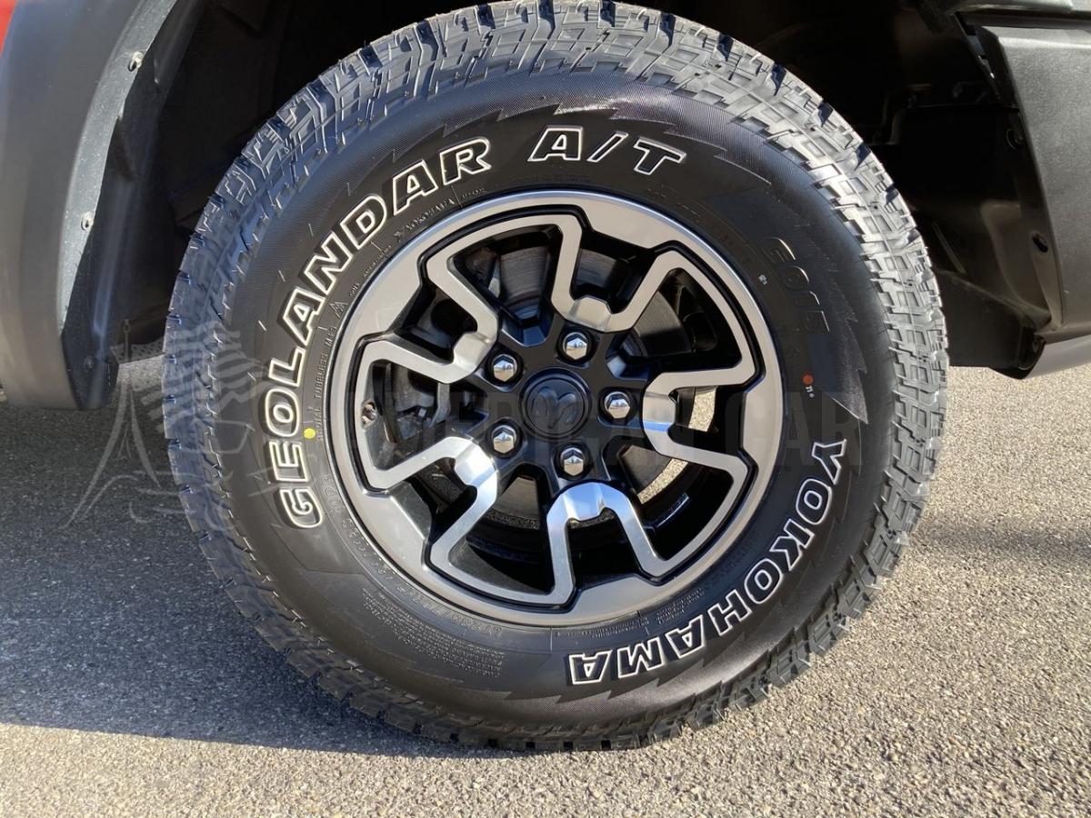 DODGE RAM 1500 CREWCAB REBEL AIRSUSPENSIONS V8 5.7L