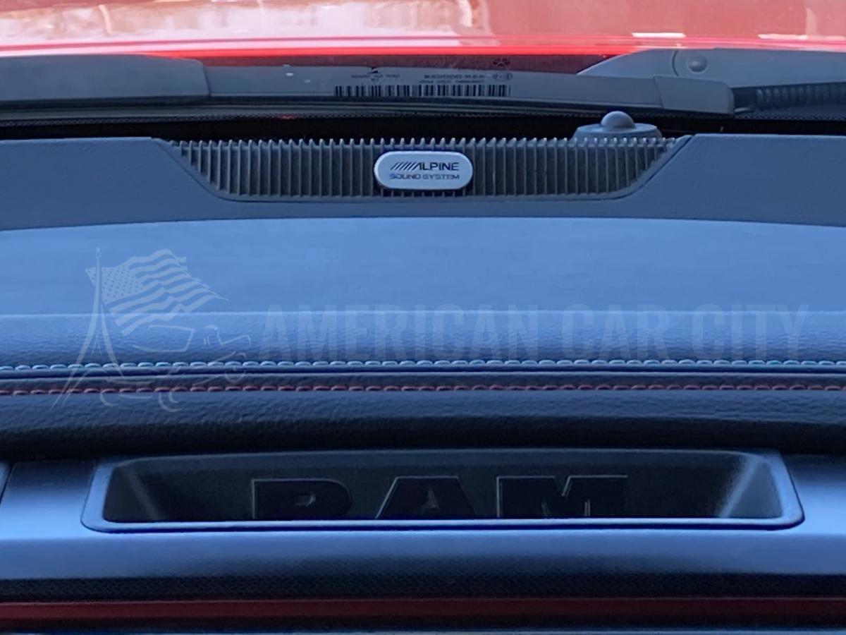 DODGE RAM 1500 CREWCAB REBEL AIRSUSPENSIONS V8 5.7L