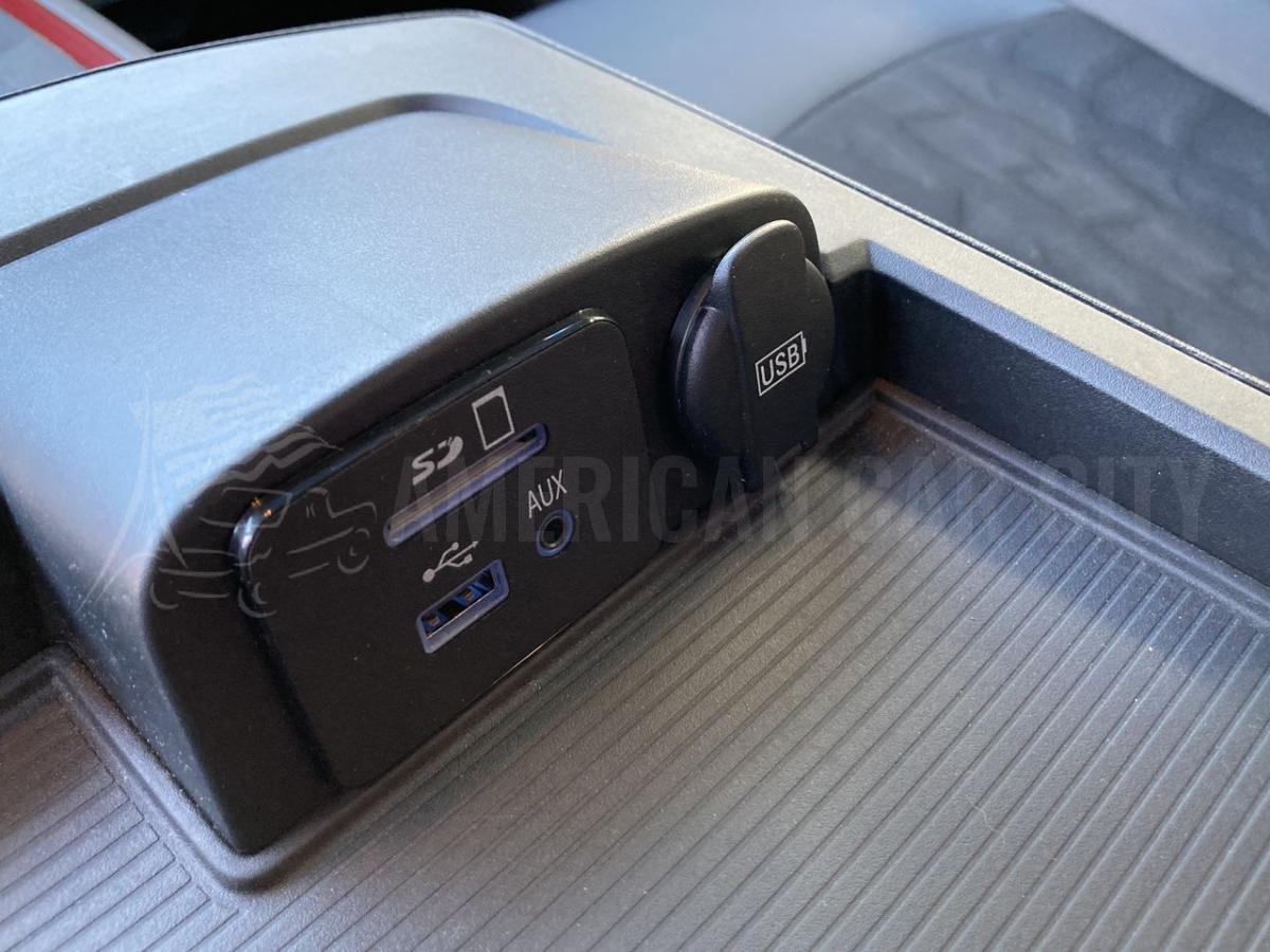 DODGE RAM 1500 CREWCAB REBEL AIRSUSPENSIONS V8 5.7L