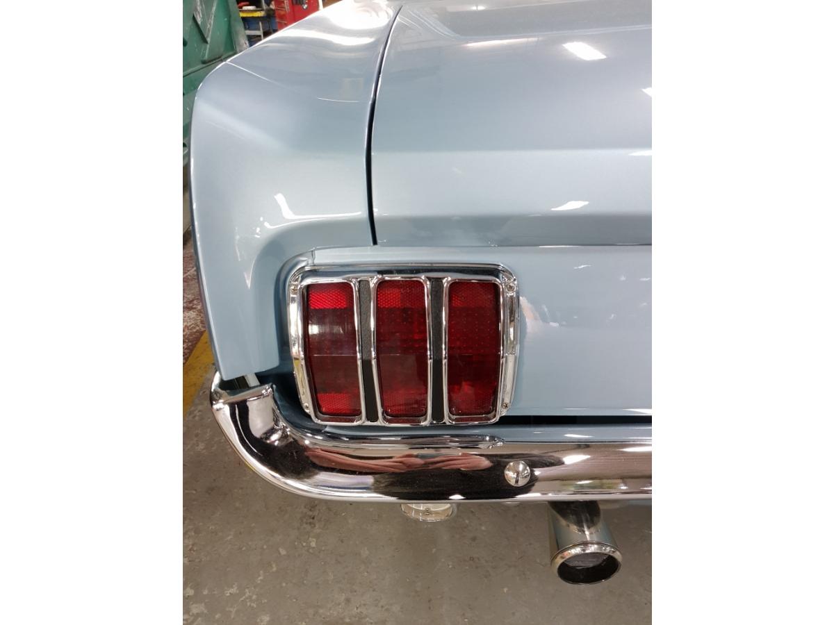 FORD MUSTANG HARDTOP